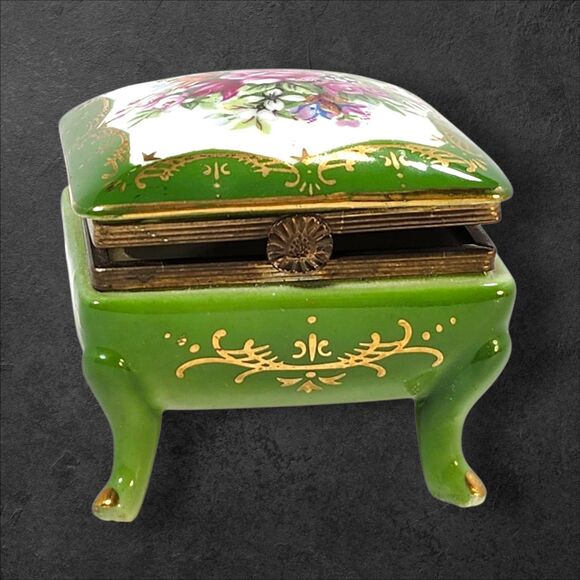 Vintage Norleans Japan Footed Porcelain Trinket Box Green Floral Gilt Vanity - Picture 4 of 11